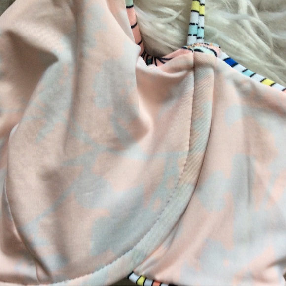 NWOT Maaji Reversible Underwire Bikini Top - Picture 7 of 8